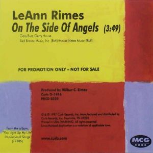 LeAnn Rimes : On the Side of Angels