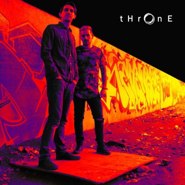 tHrOnE - album