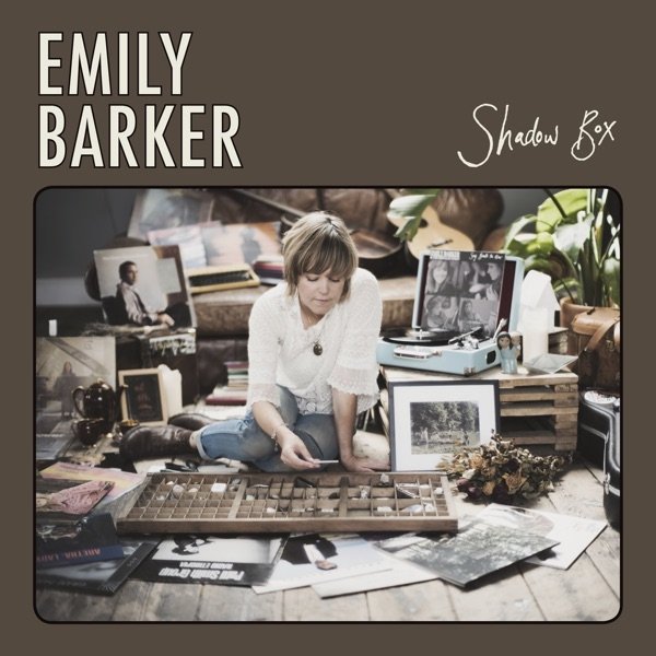 Album Emily Barker - Shadow Box