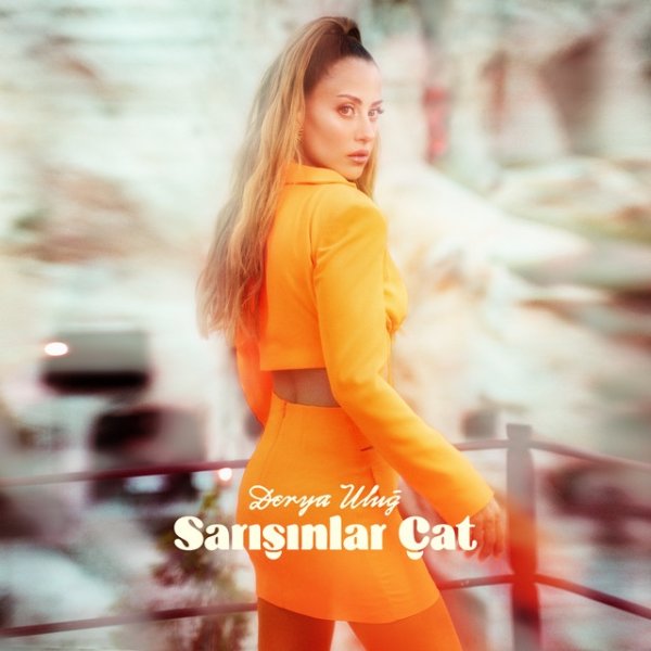 Derya Uluğ Esmerin Adı Oya (Sarışınlar Çat), 2023