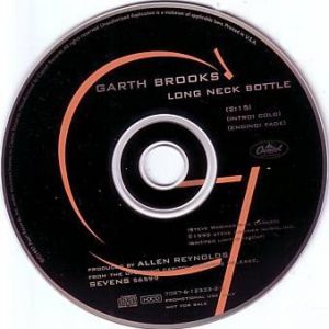 Longneck Bottle - Garth Brooks