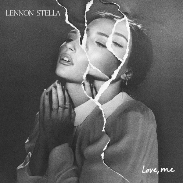 Lennon Stella : Love, Me