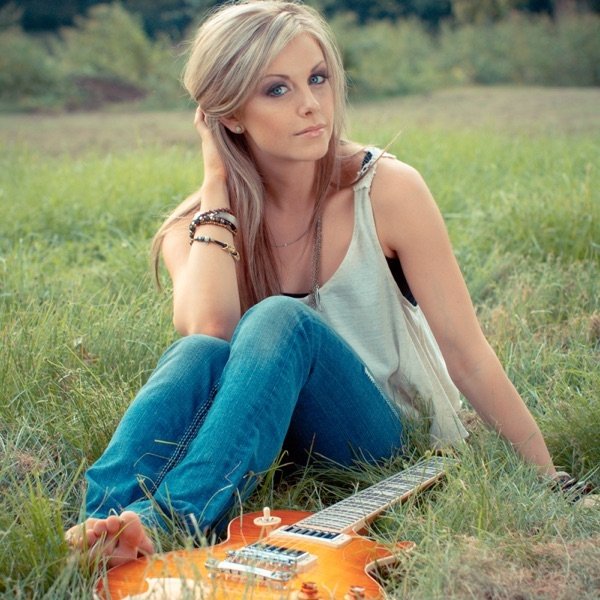 Pickup Truck - Lindsay Ell