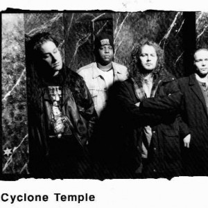 Texty písní Cyclone Temple